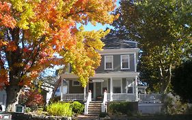 Fleetwood House Bed And Breakfast